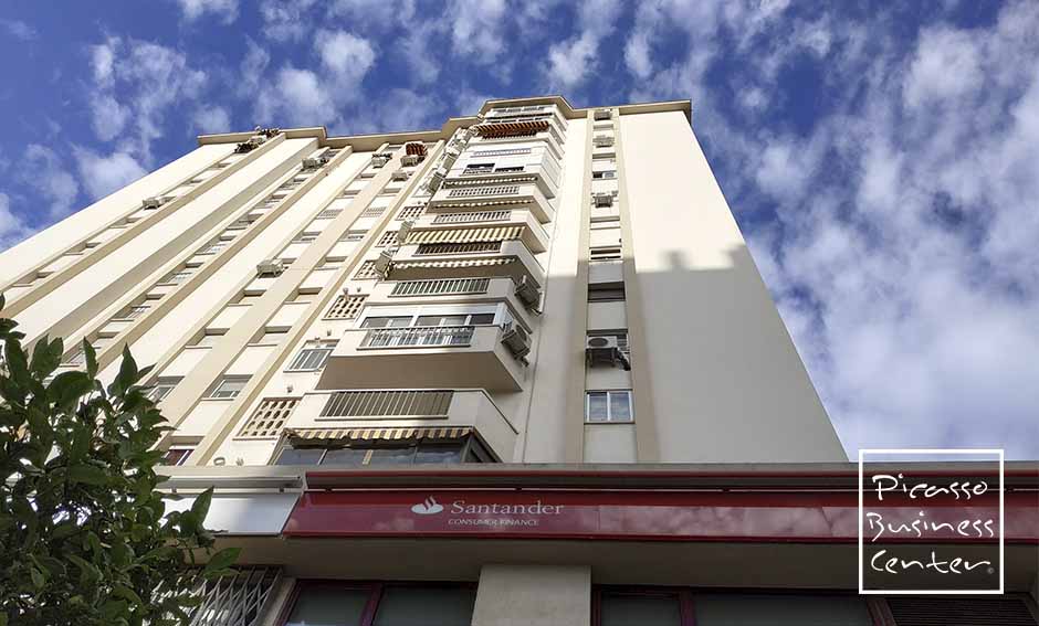 Santander Consumer Finance, Corredoria d'Assegurances Mario Bernal i Fills i Associats